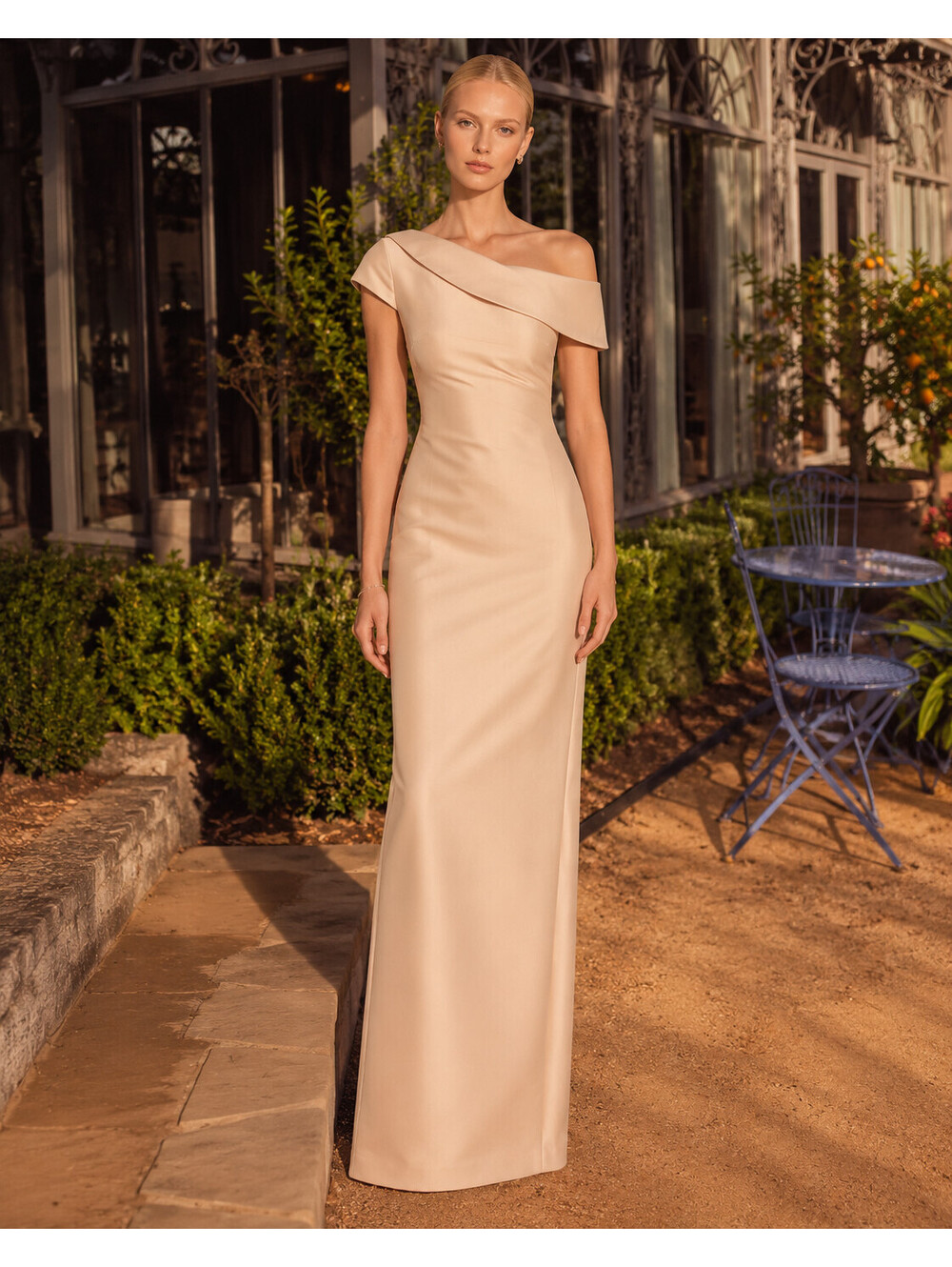Badgley Mischka One-Shoulder Column Gown $850  sz 4 NWT Formal Champagne Gala